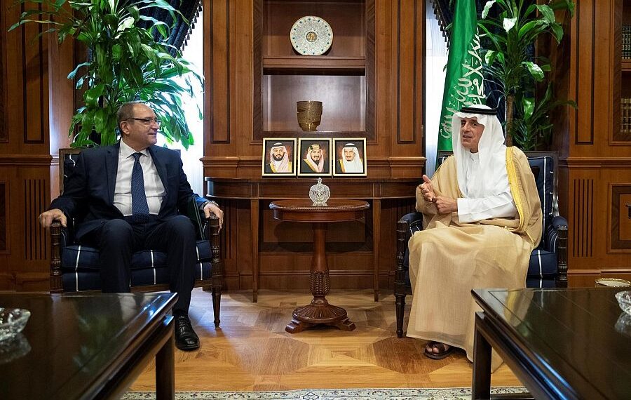 وزير الدولة للشئون الخارجية يستقبل سفير مصر لدى السعودية