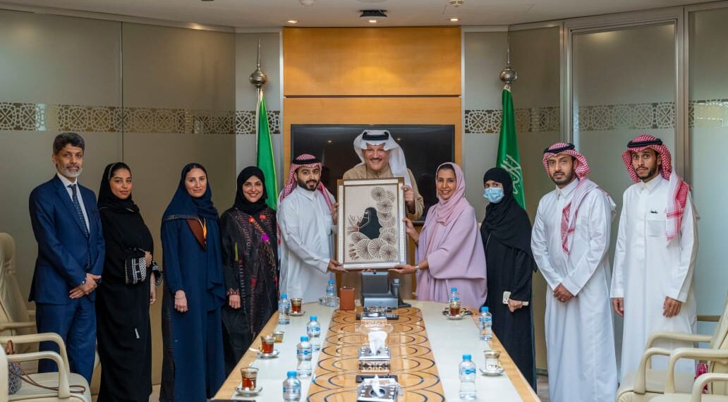 السفير أسامة بن نقلى يلتقي وفديّ هيئة التراث بوزارة الثقافة والمعهد الملكي للفنون التقليدية