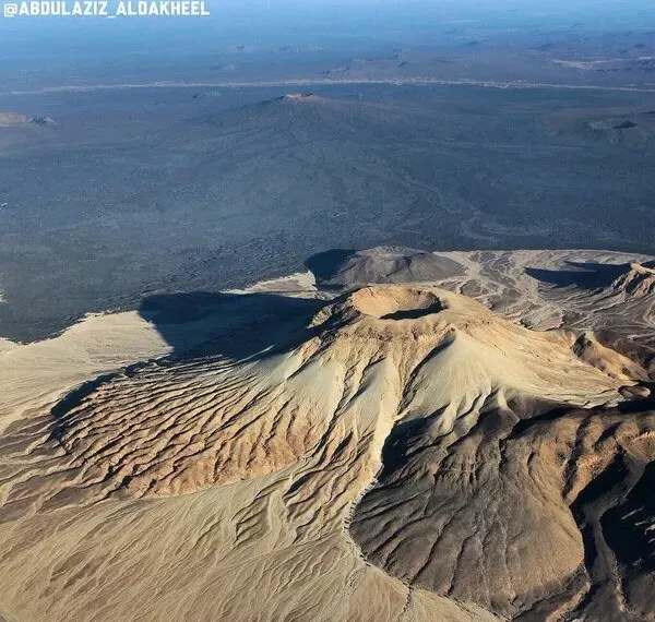 “جبل القدر” بالسعودية ضمن أجمل 100 معلم جيولوجى فى العالم