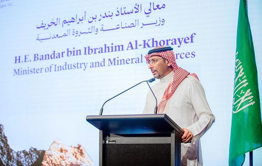 وزير الصناعة السعودى: السياحة محرك رئيسى لنمو الاقتصاد .. والمملكة تستهدف 100 مليون زائر بحلول 2030