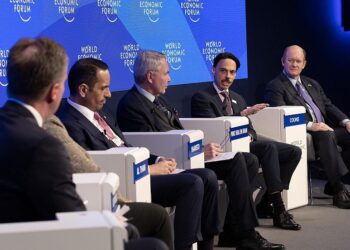 وزير الخارجية السعودى يشارك فى جلسة على هامش منتدى الاقتصاد العالمى