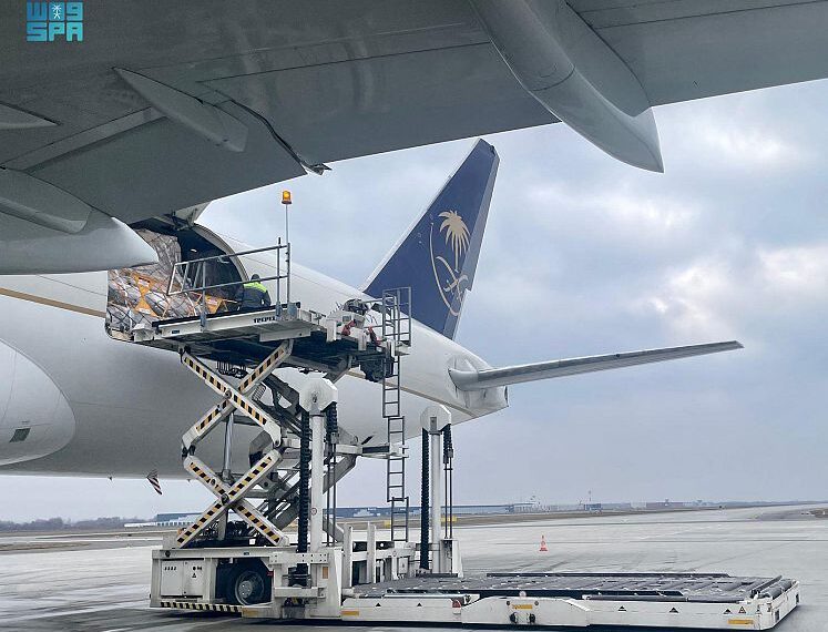 مغادرة الطائرة الإغاثية السعودية الثالثة  للشعب الأوكرانى