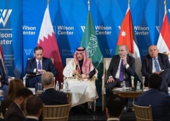 وفد القمة العربية الإسلامية يعقد جلسة نقاش حول التطورات فى غزة