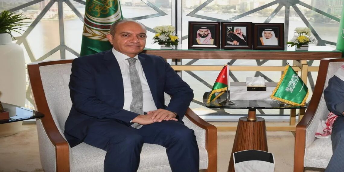 مندوب السعودية بالجامعة العربية يستقبل نظيره الأردنى